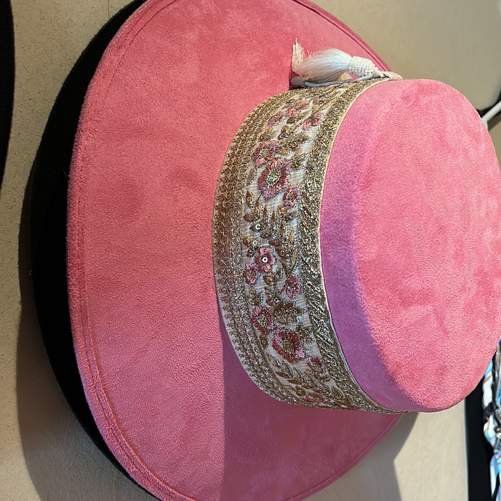 Hats N’ Roses Cowboy Hat - Picture 2 of 6